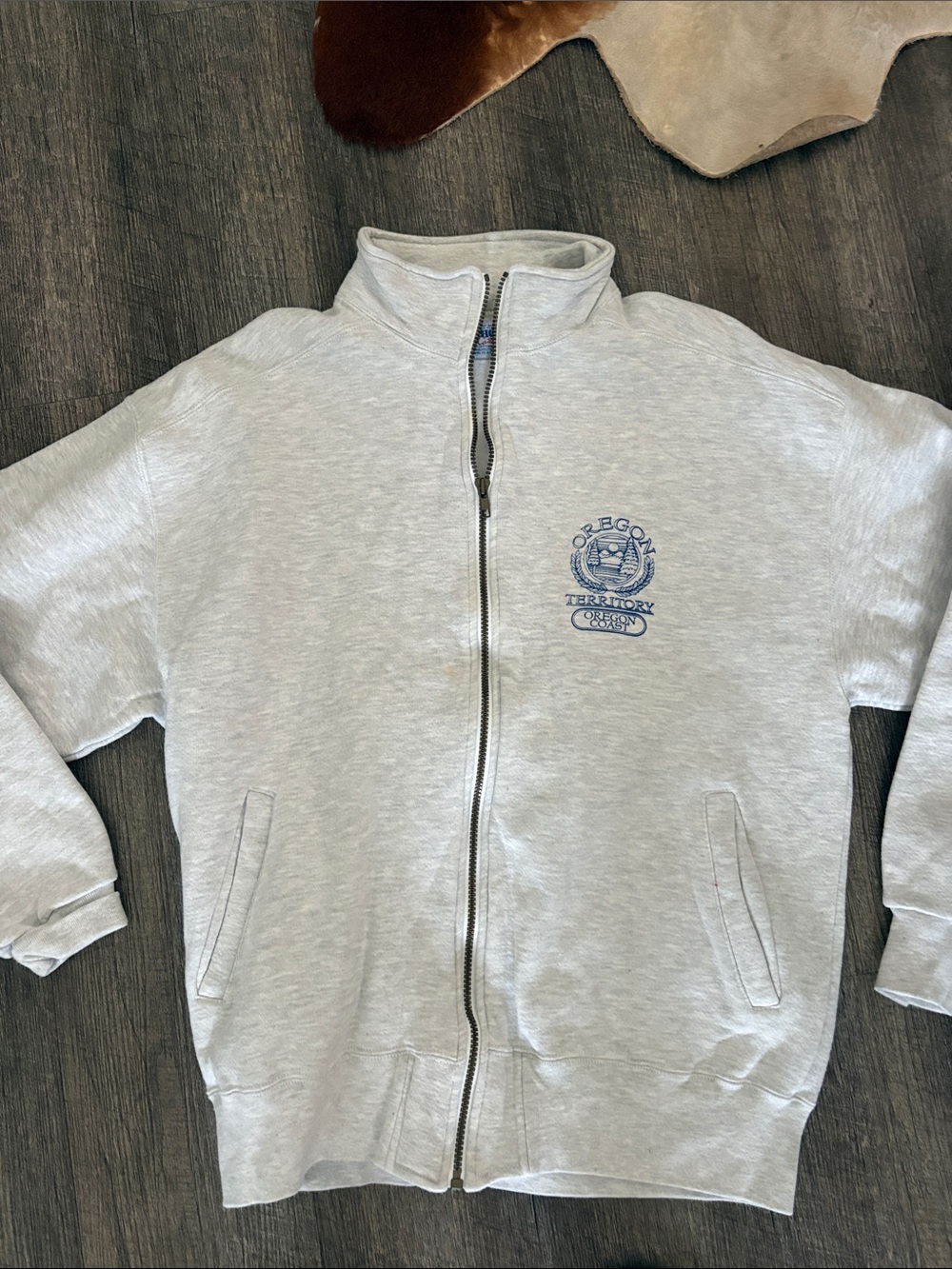 Vintage Russell Athletic Light Gray Half-Zip Sweatshirt with Blue Oregon Crest